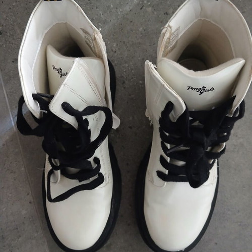 Primigi white patent boots like new, size 37 kids