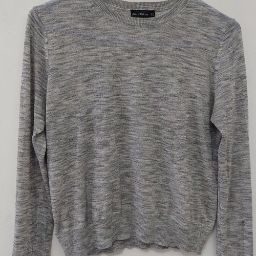 Zara sweater like new, size M, white and gray
