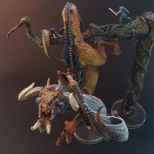 McFarlane Hunter Dragon Clan 2 Series 8 like new
