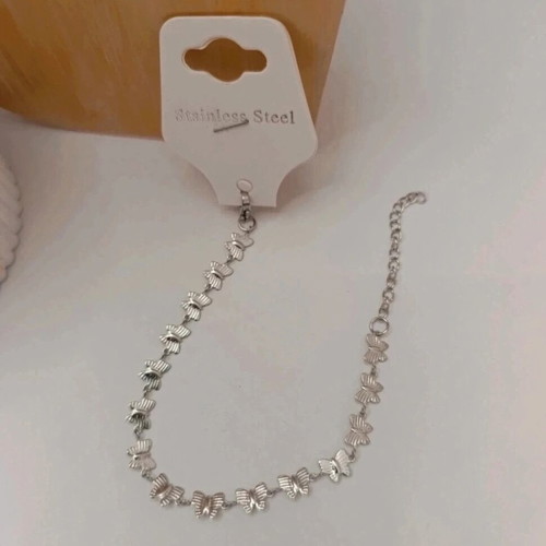 Stainless steel butterfly hand chain new, silver
