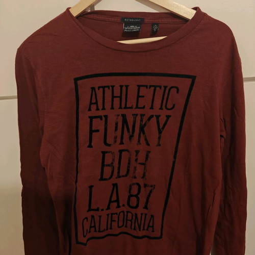 Funky Buddha long sleeve shirt size Medium brick red like new