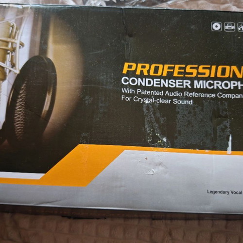 Professional condenser microphone streaming podcast gaming kit new