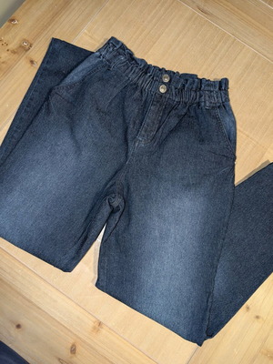 Τζιν Benetton με ψηλή μέση μπλε, σαν καινούργιο, μέγεθος M/38