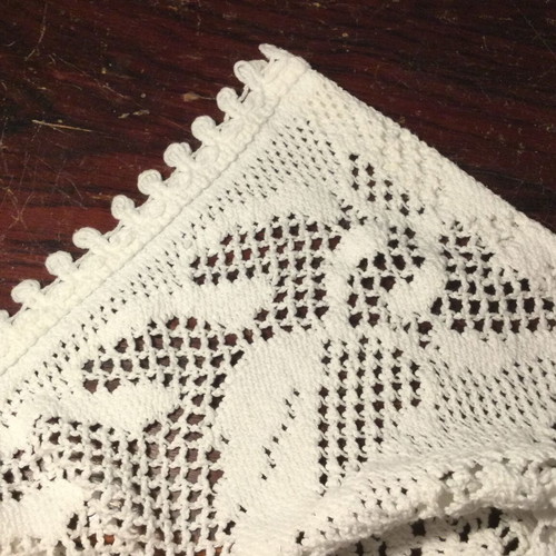 Knitted decorative blanket used, white, 200x190 cm