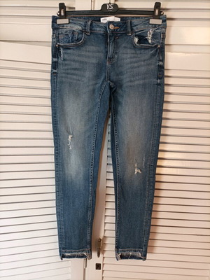 Zara women's denim jeans size S used, blue