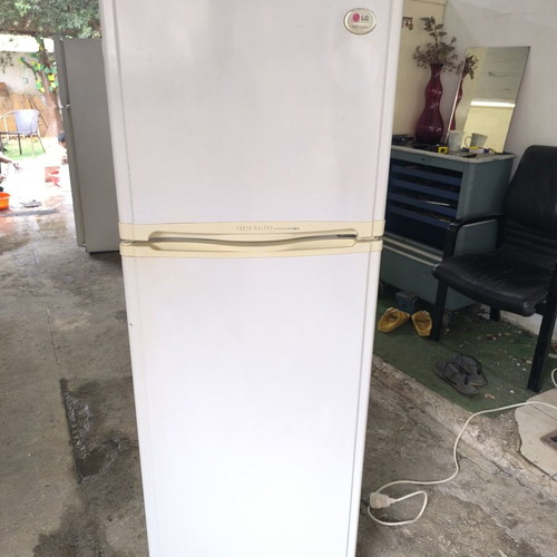 LG No Frost Refrigerator used, full working order