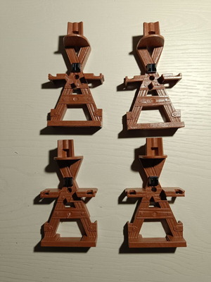 Playmobil weapon holders like new for spears