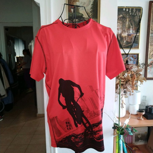 T shirt Replicat active medium red like new