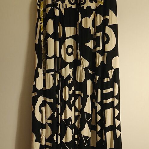 Women's summer dress XL, long, black and beige, like new