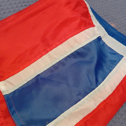 Norwegian Flag like new, 100 x 68 cm
