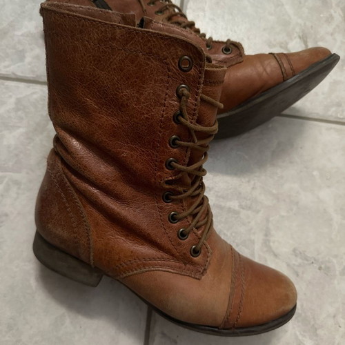 Tan boots size 37 all time classic