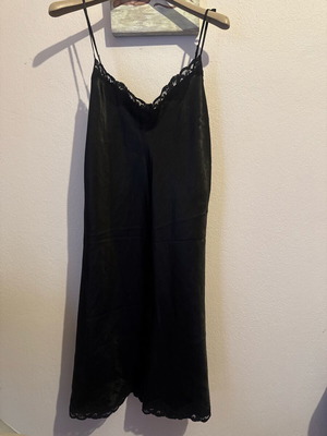 Νεγκλιζέ black