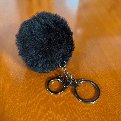 Keychain black pompom like new