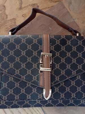 Brown shoulder handbag new