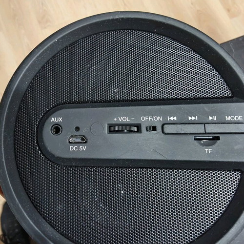 Akai ABTS-27 portable Bluetooth speaker used