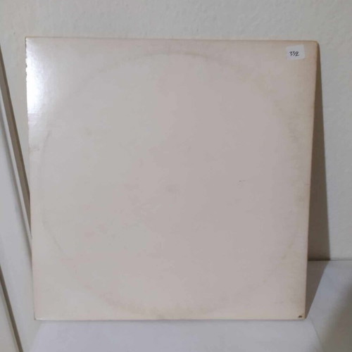The Beatles White Album double vinyl used, very good condition