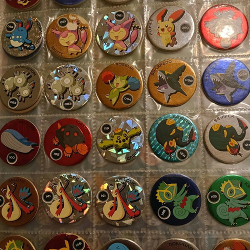 Pokémon pickers collection used with album
