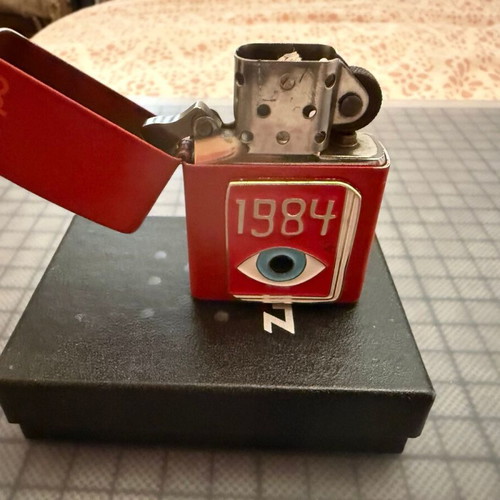 Zippo 1984 The Eye lighter hand-decorated custom