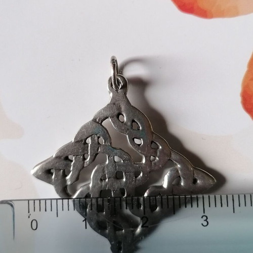 Silver 925 pendant with Celtic design new