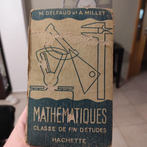1942 French mathematics book like new, collectible