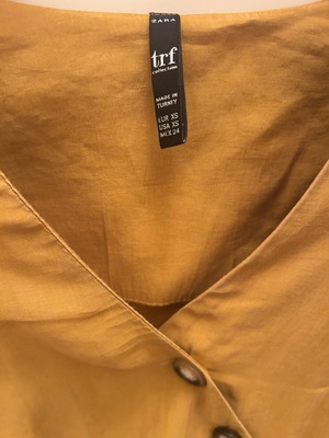Zara dress like new, mustard color, size XS