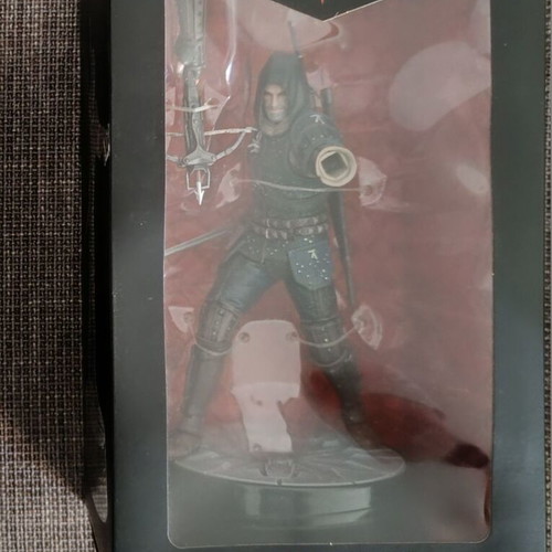Geralt Grandmaster Feline figure Dark Horse Comics new, 22cm