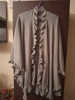 Mint-colored cape, comfortable and warm, size XL