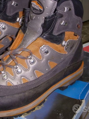 Meindl Mont Blanc GTX hiking boots, grey and orange