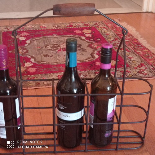 Drink Bottle Holder used iron with wooden handle 5 slots
