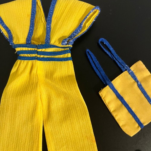 Barbie Best Buy Fashion Yellow Set like new, Superstar Era series