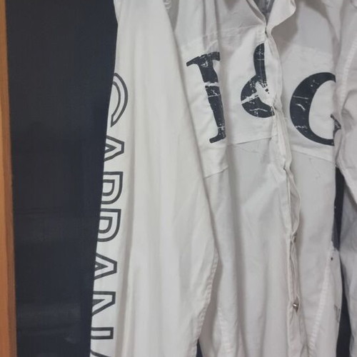 Dolce & Gabbana Scarface shirt like new, size L, white