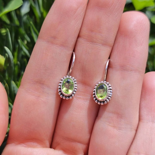 Silver earrings with peridot new