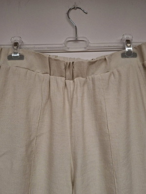 Cream pants like new, elastic waist, pockets, size L