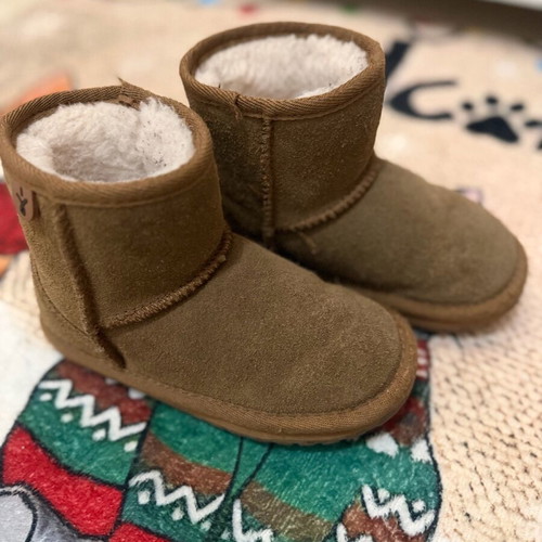 Emu kids boots used, size 25/26, brown with fur lining
