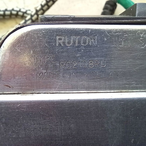 Vintage Ruton iron used, model R02108RU, made in Holland