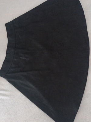 Mini castor skirt with hidden zipper, black, handmade