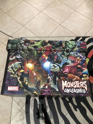 Marvel Monsters Unleashed κουτί αποθήκευσης κόμικ σαν καινούργιο