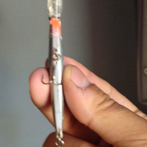 Spinning lure 10g sinking with replaced hooks
