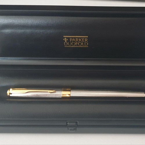 Parker Sonnet Cascade Silver GT Fountain Pen 18k Fine Nib like new