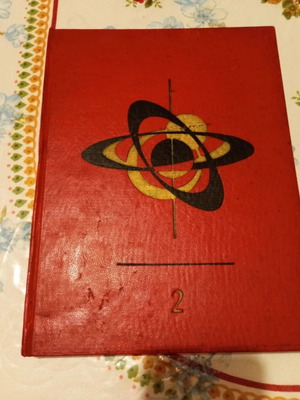 General Encyclopedia Papyrus Larousse Volume 2 used