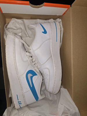 Nike Air Force 1 38,5 σαν καινούργιο, μπλε και άσπρο