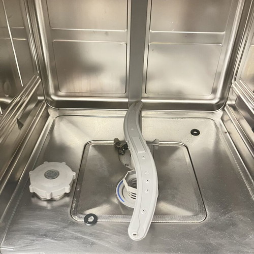 Bosch Built-in Dishwasher 12 Place Settings used, fully functional