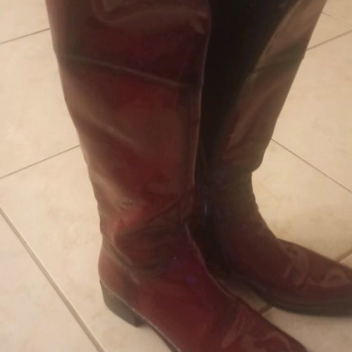 Patent leather boots burgundy new, size 37
