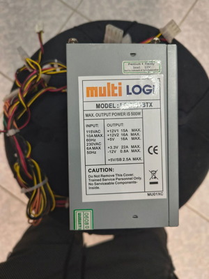 Захранване за PC 500W с 6 Molex, 24pin и 4pin като ново