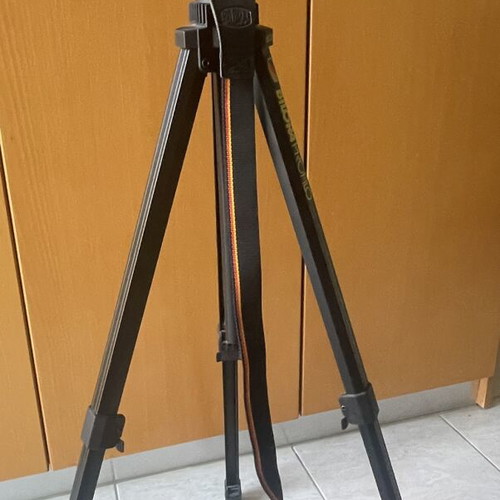 Bilora photographic tripod used, aluminum, max load 5 kg, height 1.20 m