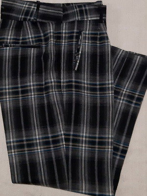 Zara high-waisted plaid pants large, wide fit, like new