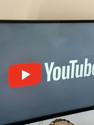 Turbo X 50” Smart τηλεόραση σαν καινούργιο με τηλεχειριστήριο