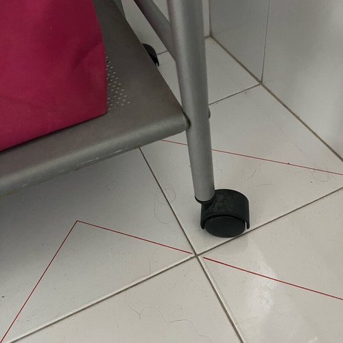 Τρολεϊ IKEA σαν καινούργιο με ροδάκια και ραφάκια