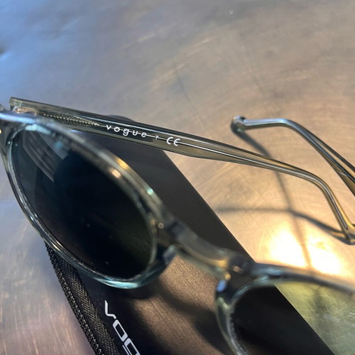 Vogue VO5327S 282071 sunglasses like new, transparent grey and dark green