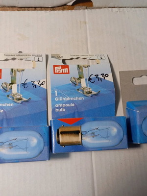 Sewing machine bulbs new, pack of 3
